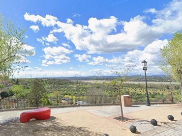 Casa con giardino in vendita a Cazalegas