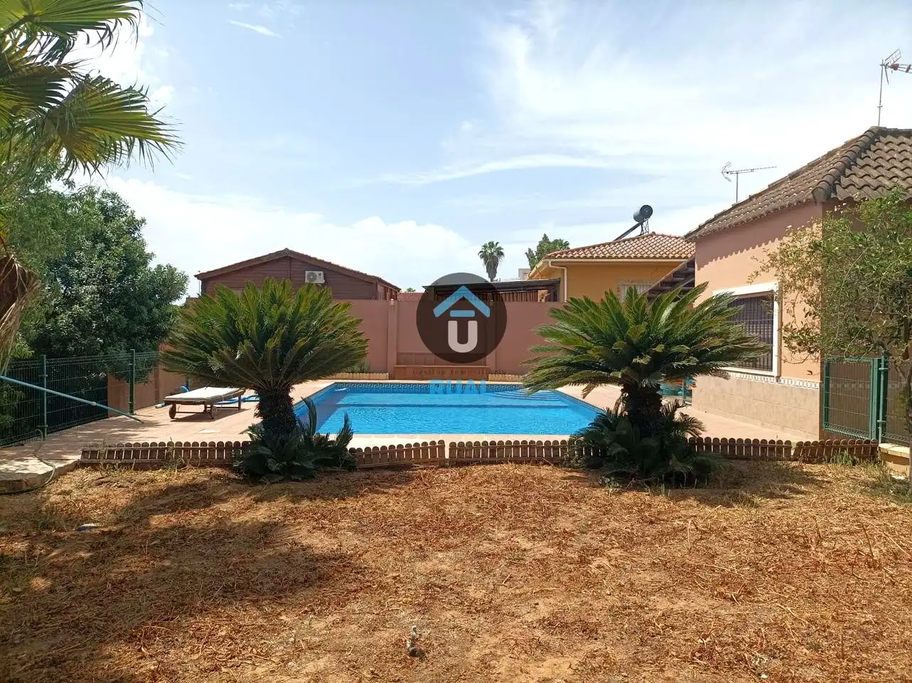 Piscina de Casa o chalet en venta en Mairena del Aljarafe con Aire acondicionado, Jardín privado y Terraza