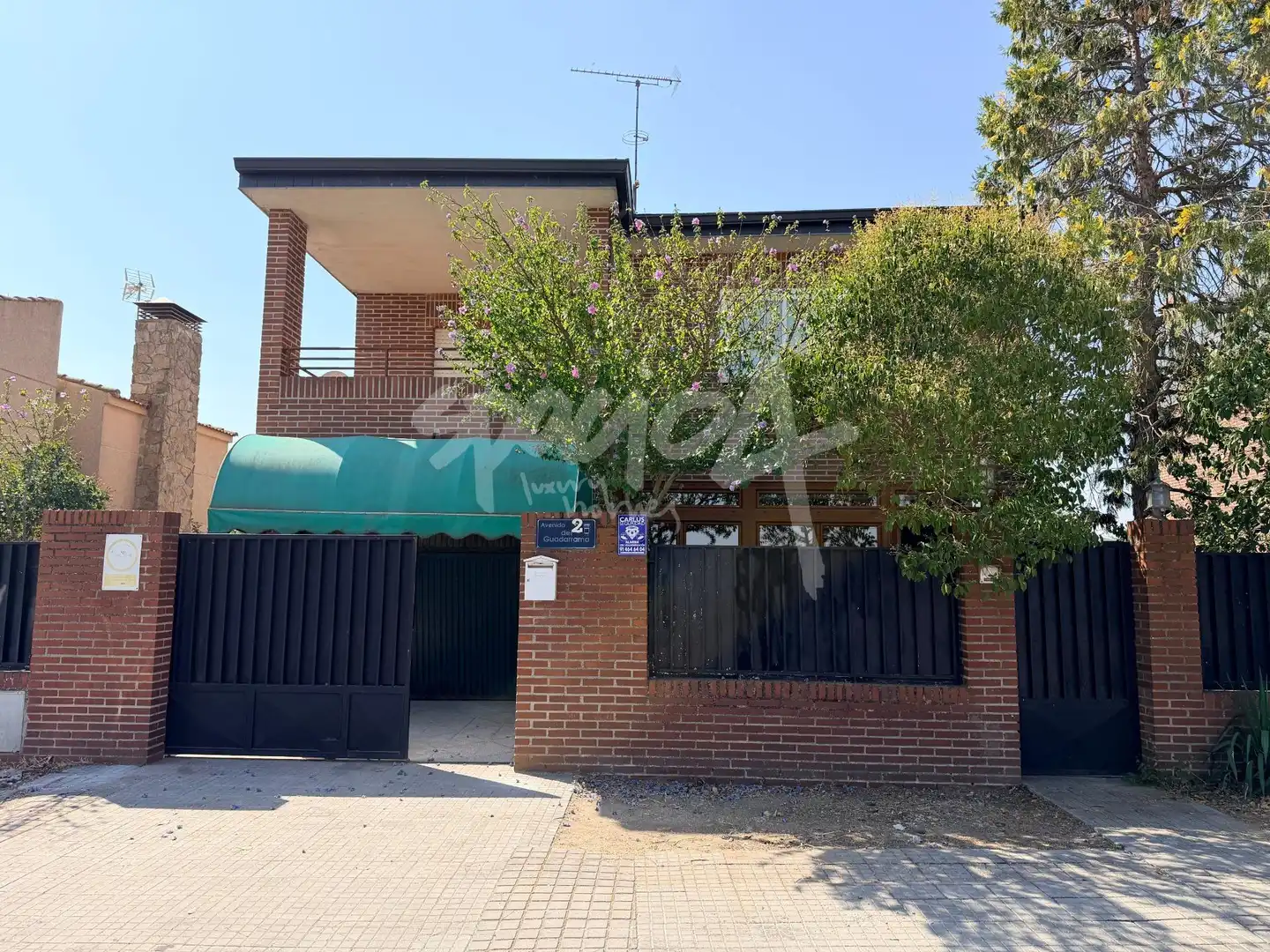 Houses for sale in Sevilla la Nueva  with Heating, Private garden and Terrace
