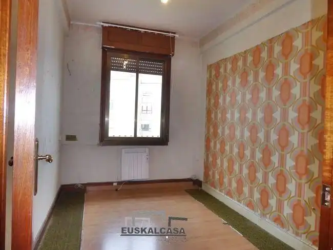 Bedroom of Flat for sale in Bilbao   with Heating and Terrace
