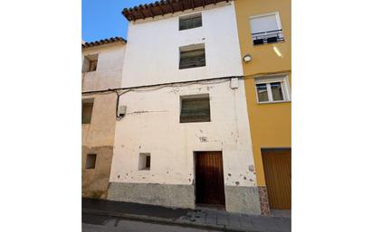 Vista exterior de Casa o xalet en venda en Binéfar amb Jardí privat i Terrassa
