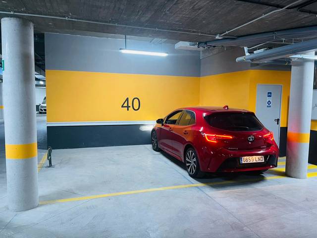 Garaje en Venta en Calle de Luis Martinez Feduchi, 66 en Encinar de los Reyes