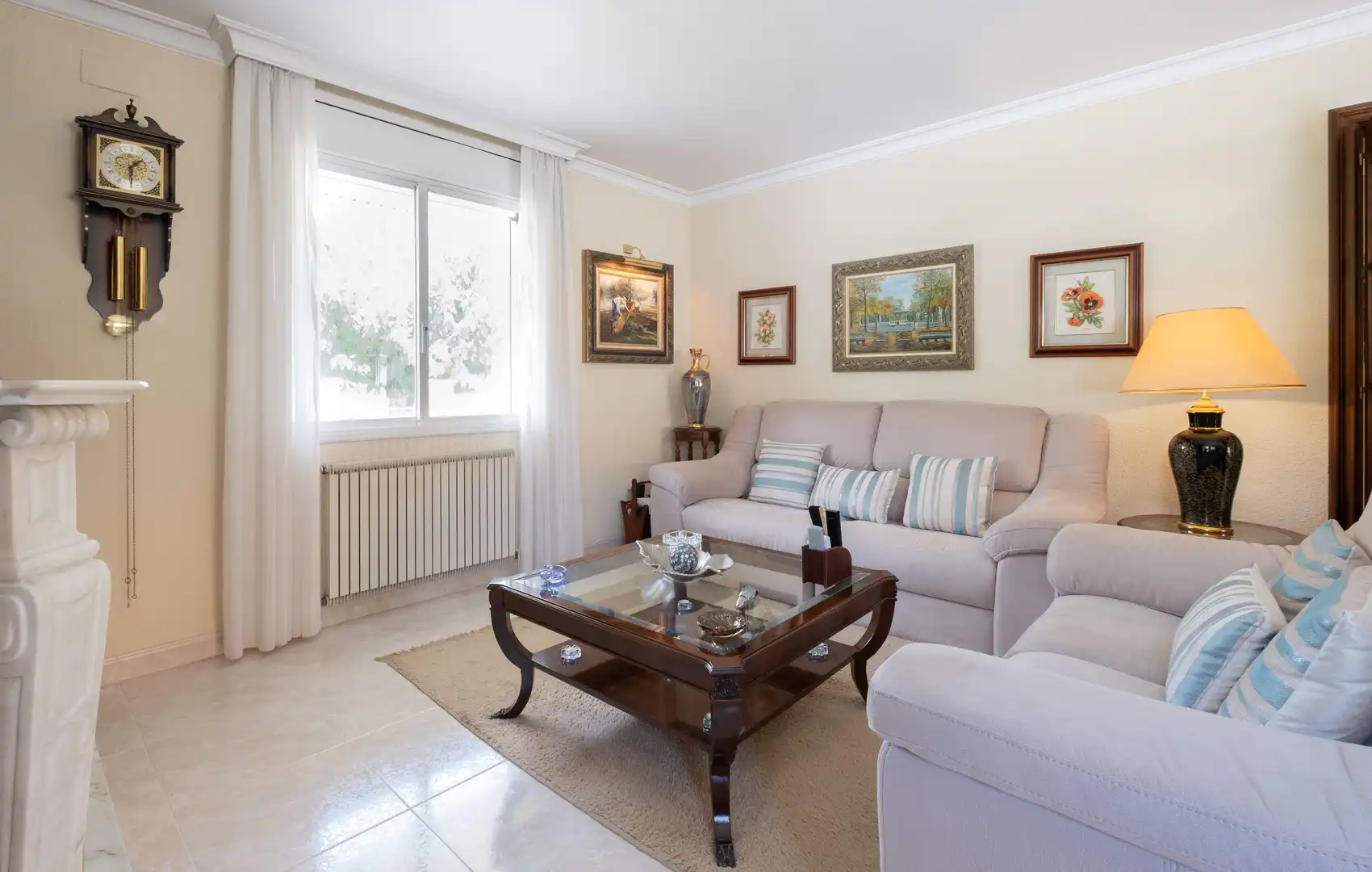 Sala d'estar de Casa o xalet en venda en Salou amb Aire condicionat, Calefacció i Jardí privat
