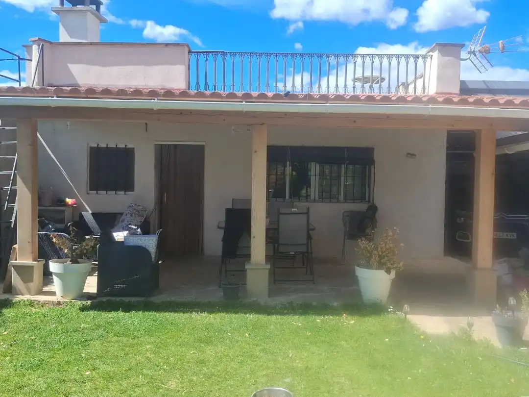 Wohnbaugrundstück zum Verkauf in Pastoriza 19