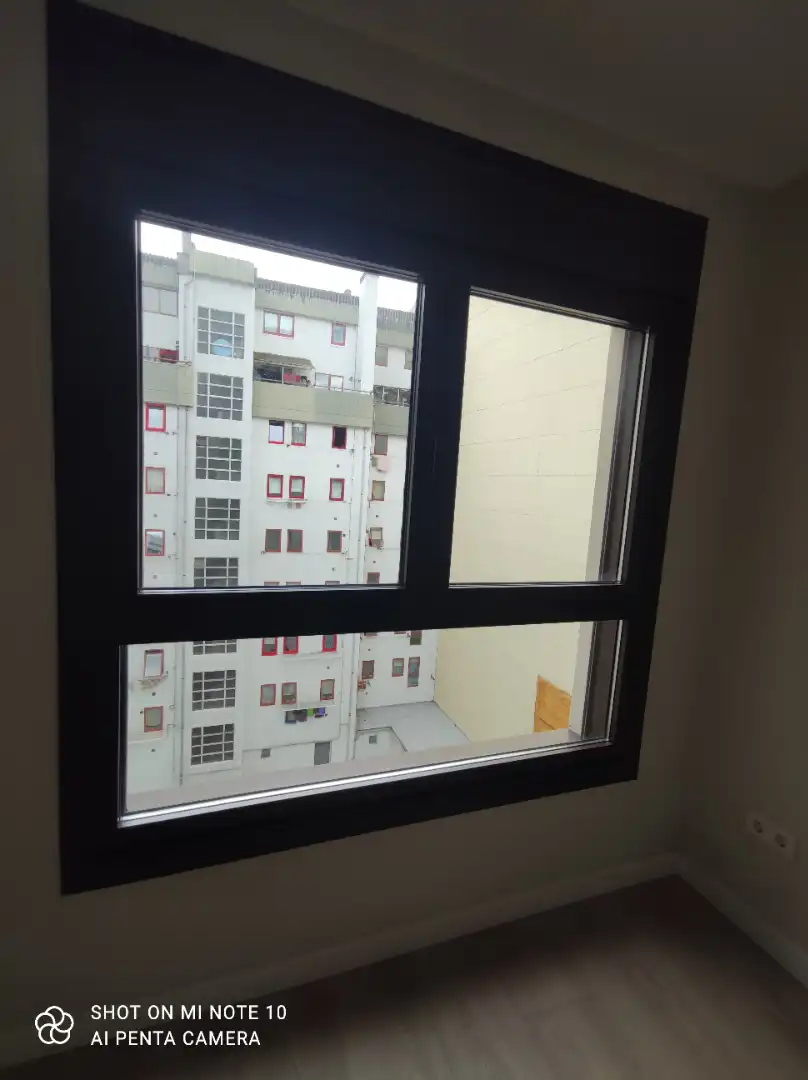Habitación de Piso en venta en A Coruña Capital  con Calefacción, Parquet y Terraza