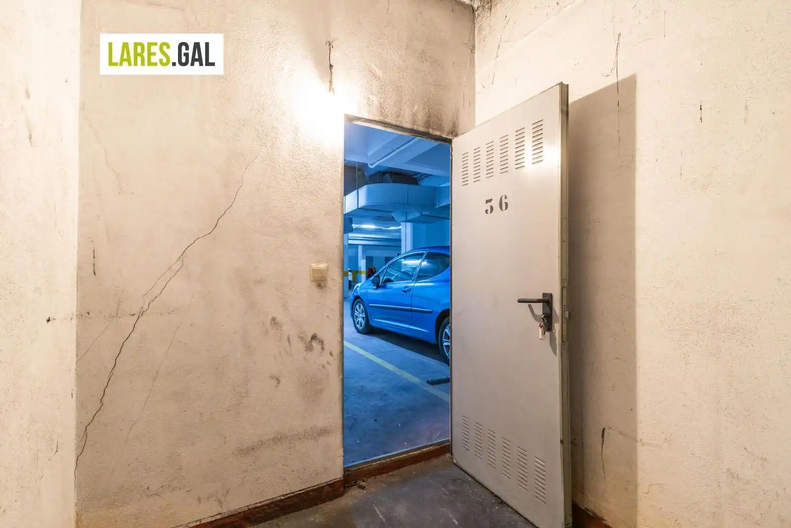 Parking de Piso en venta en Cangas  con Trastero