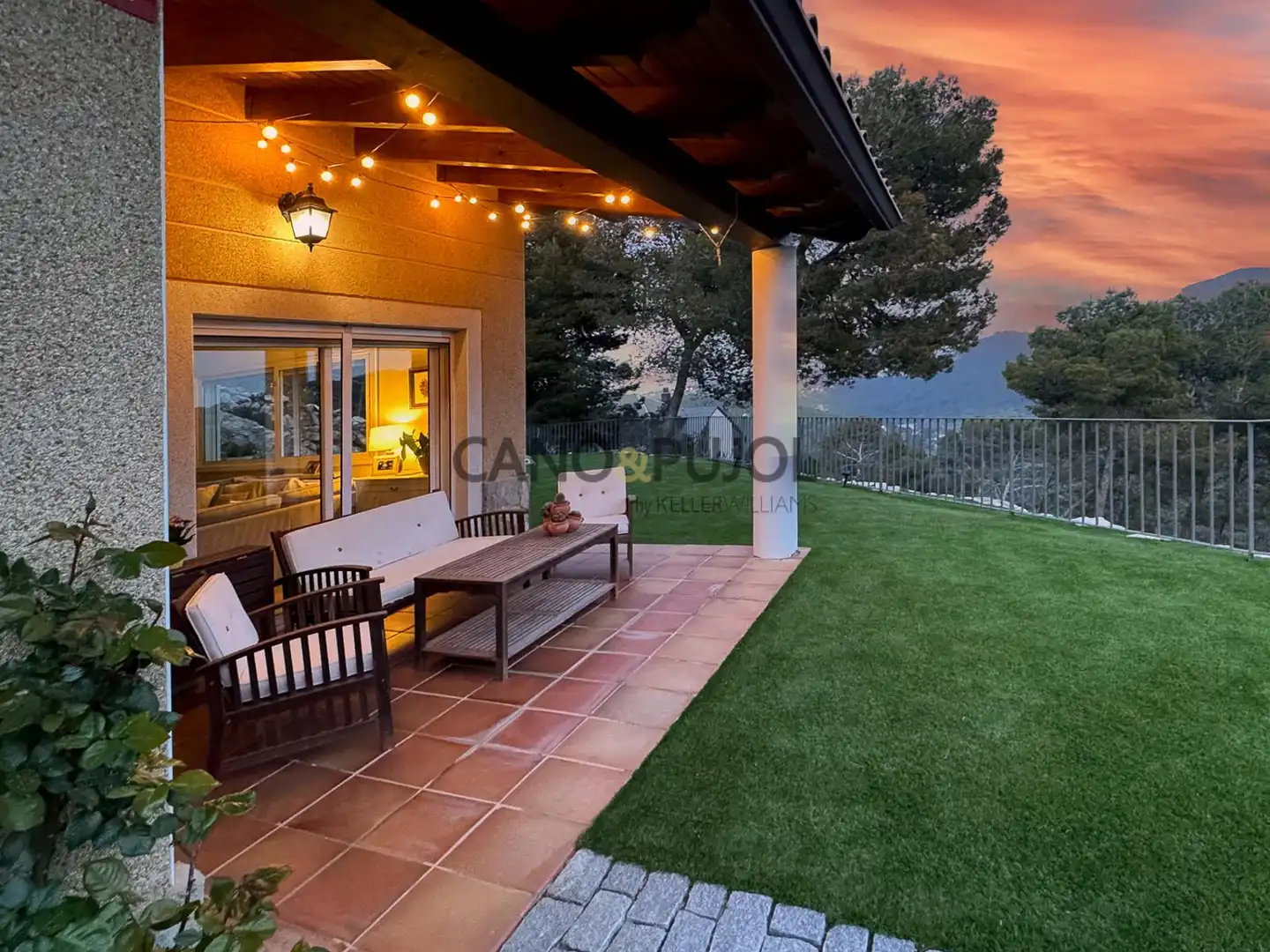 Terraza de Casa o chalet en venta en Corbera de Llobregat con Calefacción, Terraza y Trastero