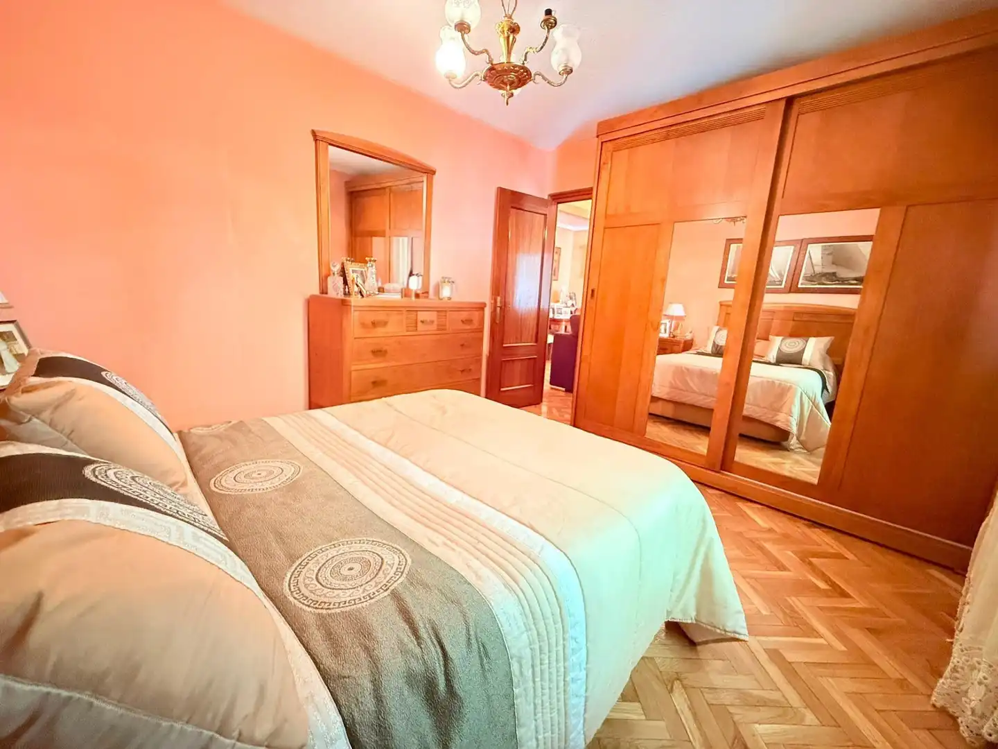 Bedroom of Flat for sale in Alcorcón  with Air Conditioner, Heating and Parquet flooring