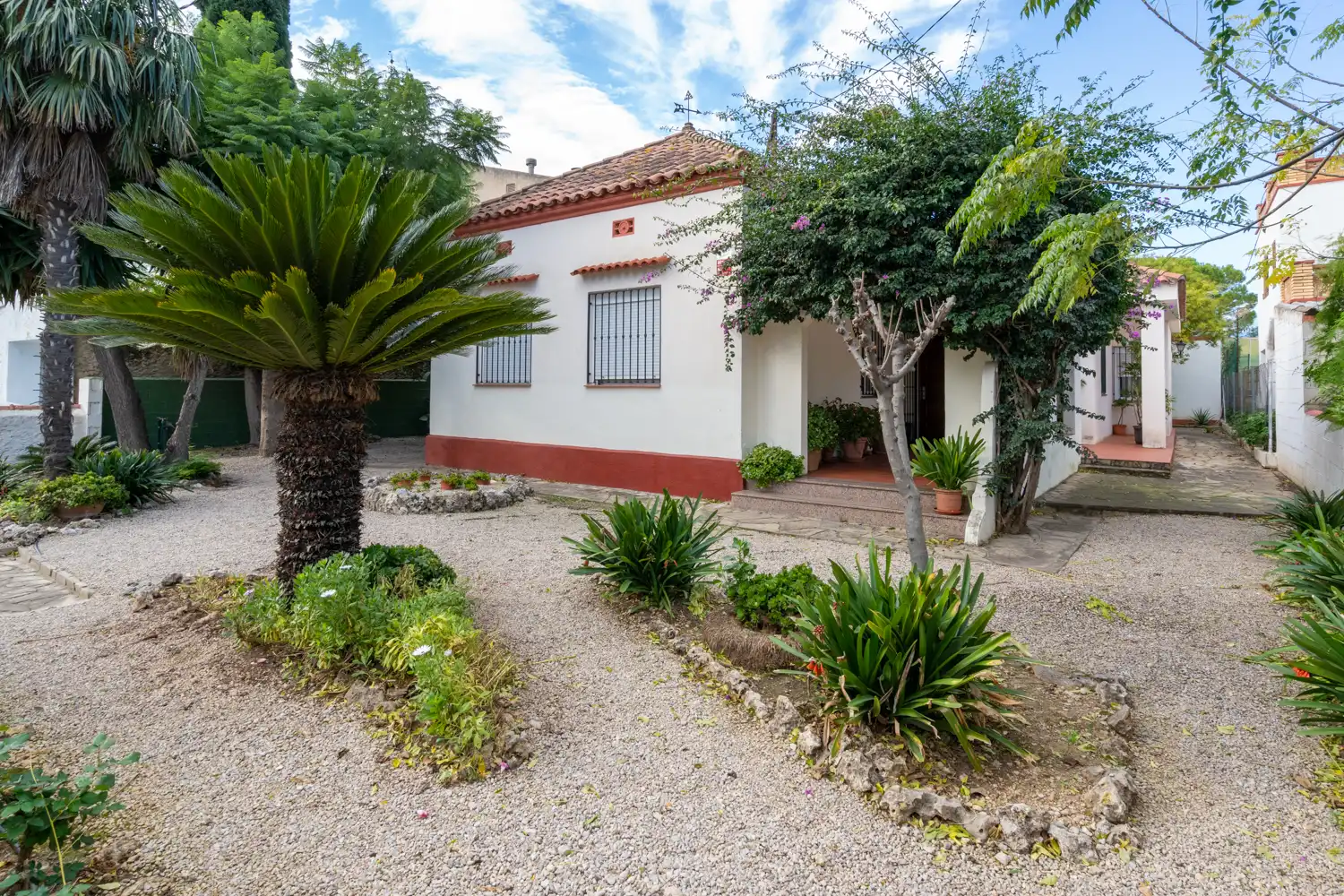 Vista exterior de Casa o chalet en venta en Santa Bàrbara con Calefacción, Jardín privado y Terraza