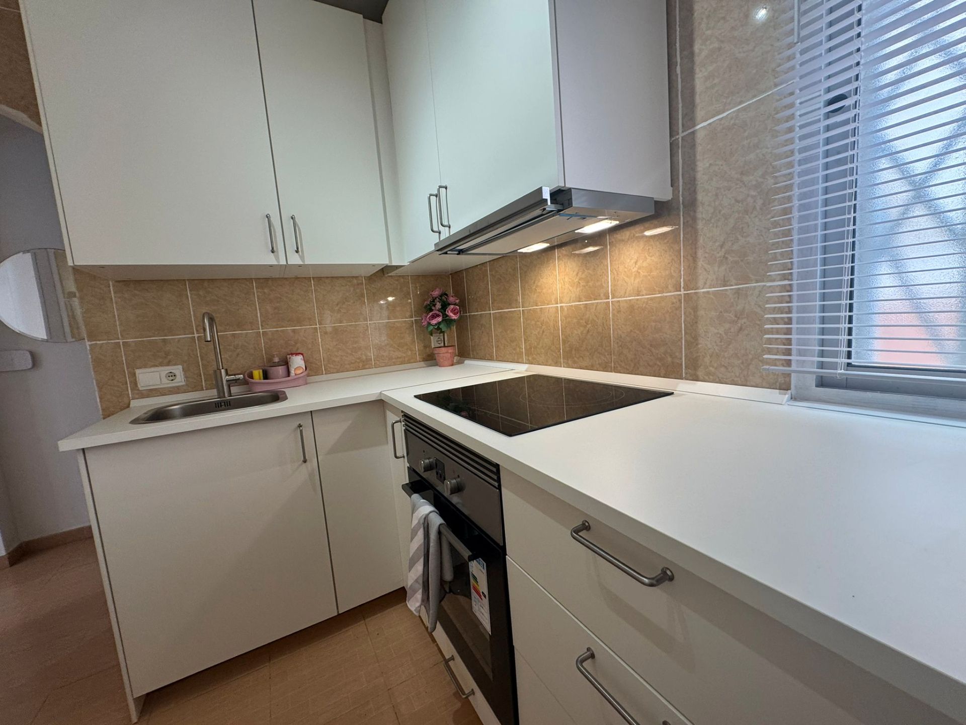 Kitchen of Planta baja for sale in Fuengirola