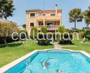 Jardí de Casa o xalet en venda en Torrent amb Aire condicionat, Terrassa i Piscina