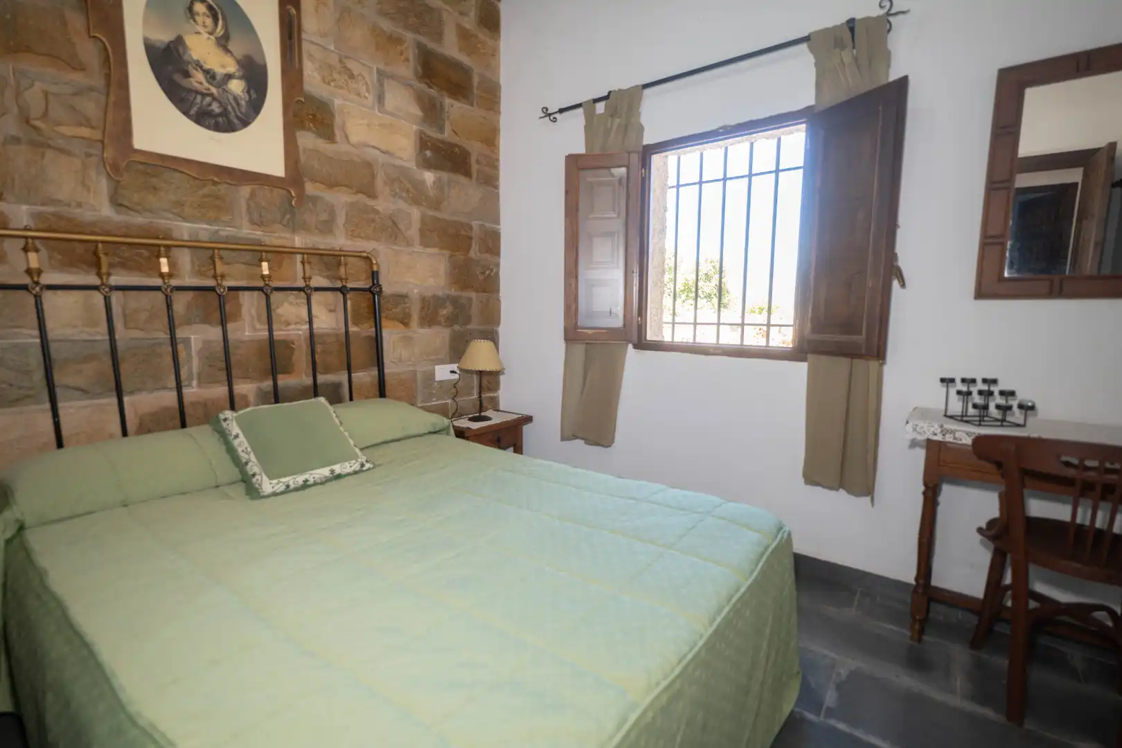 Dormitori de Finca rústica en venda en Lobras amb Terrassa i Moblat
