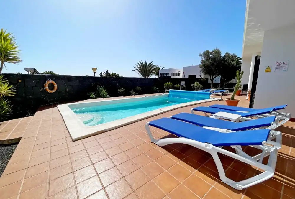 Swimming pool of Houses for sale in Yaiza  with Terrace and Internet