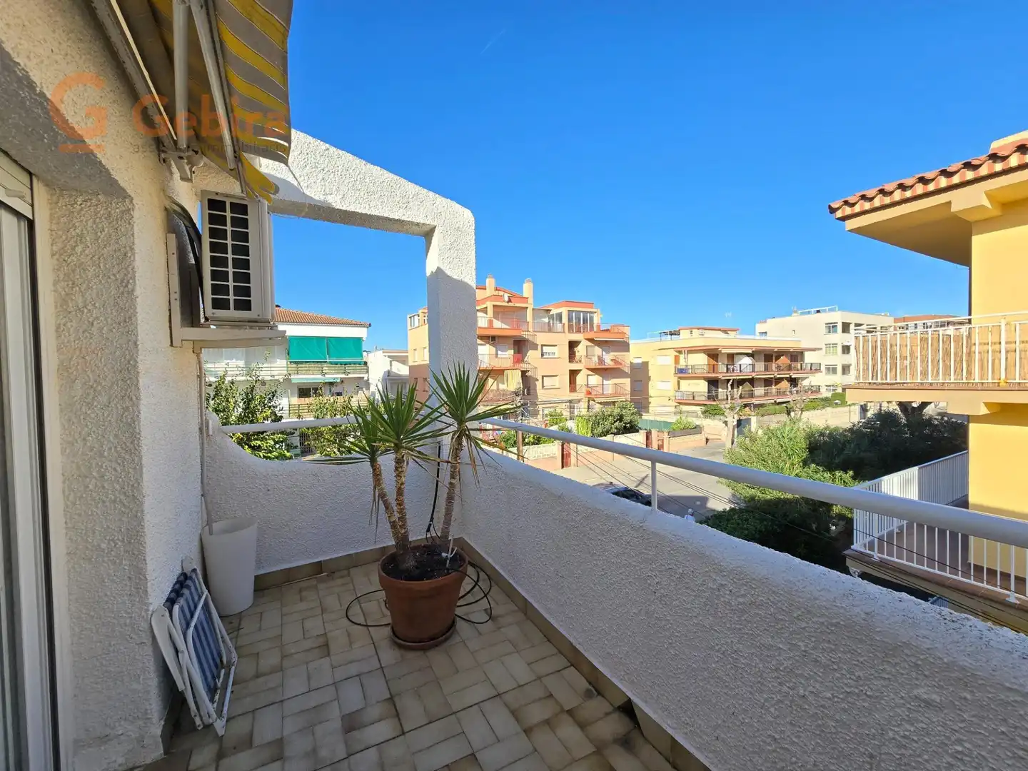 Terraza de Casa adosada en venta en Cunit con Aire acondicionado, Calefacción y Jardín privado
