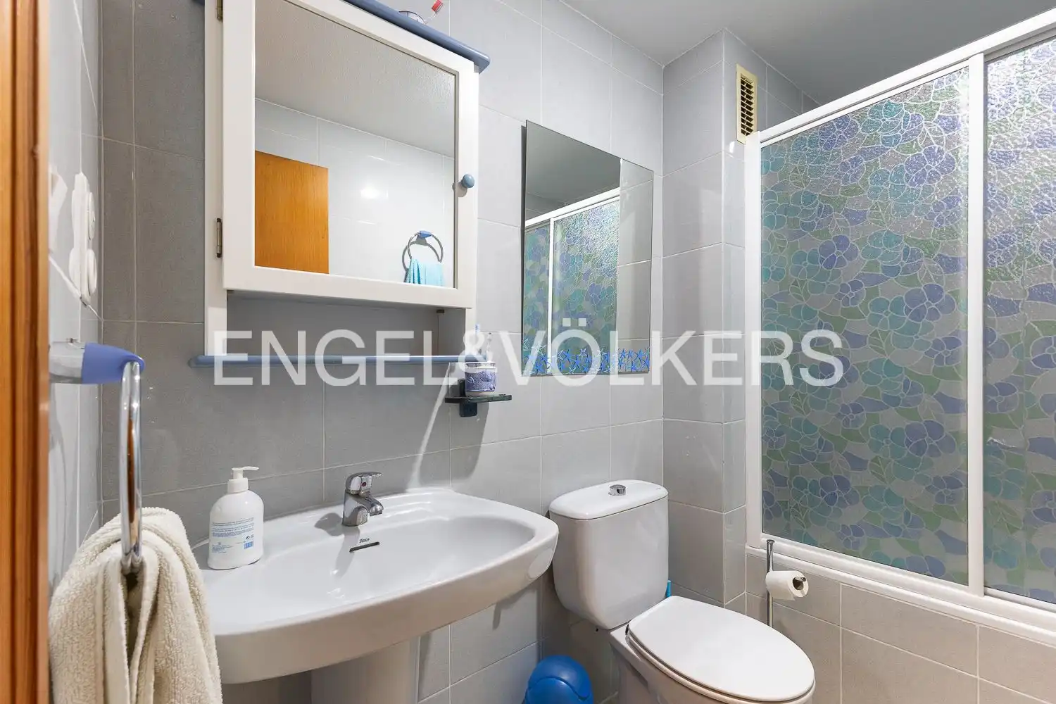 Baño de Piso en venta en Valencia con Aire acondicionado, Calefacción y Trastero