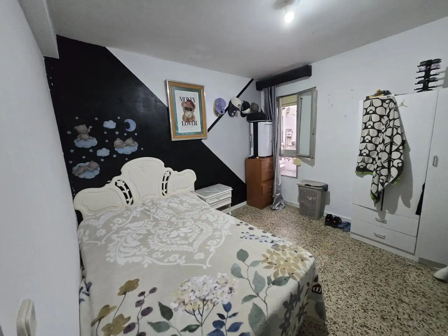 Schlafzimmer von Wohnung zum Verkauf in Parla
