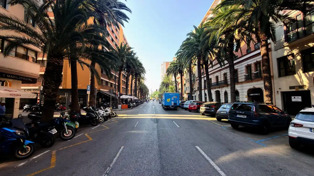 Edifici en venda a Calle Martínez Campos, 18, Ensanche Centro - Puerto