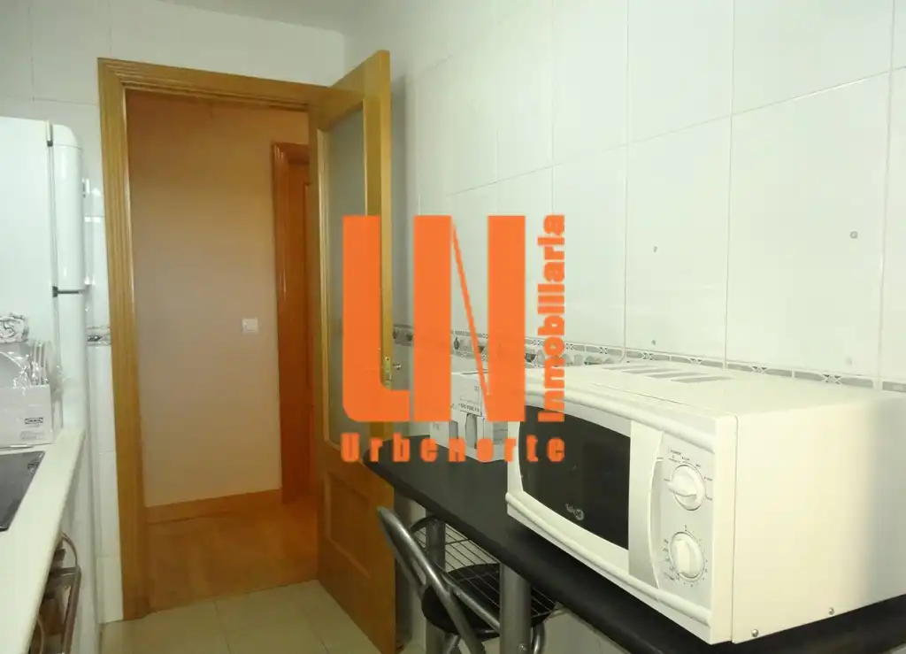 Cocina de Piso en venta en Villanueva de la Cañada con Calefacción, Parquet y Terraza