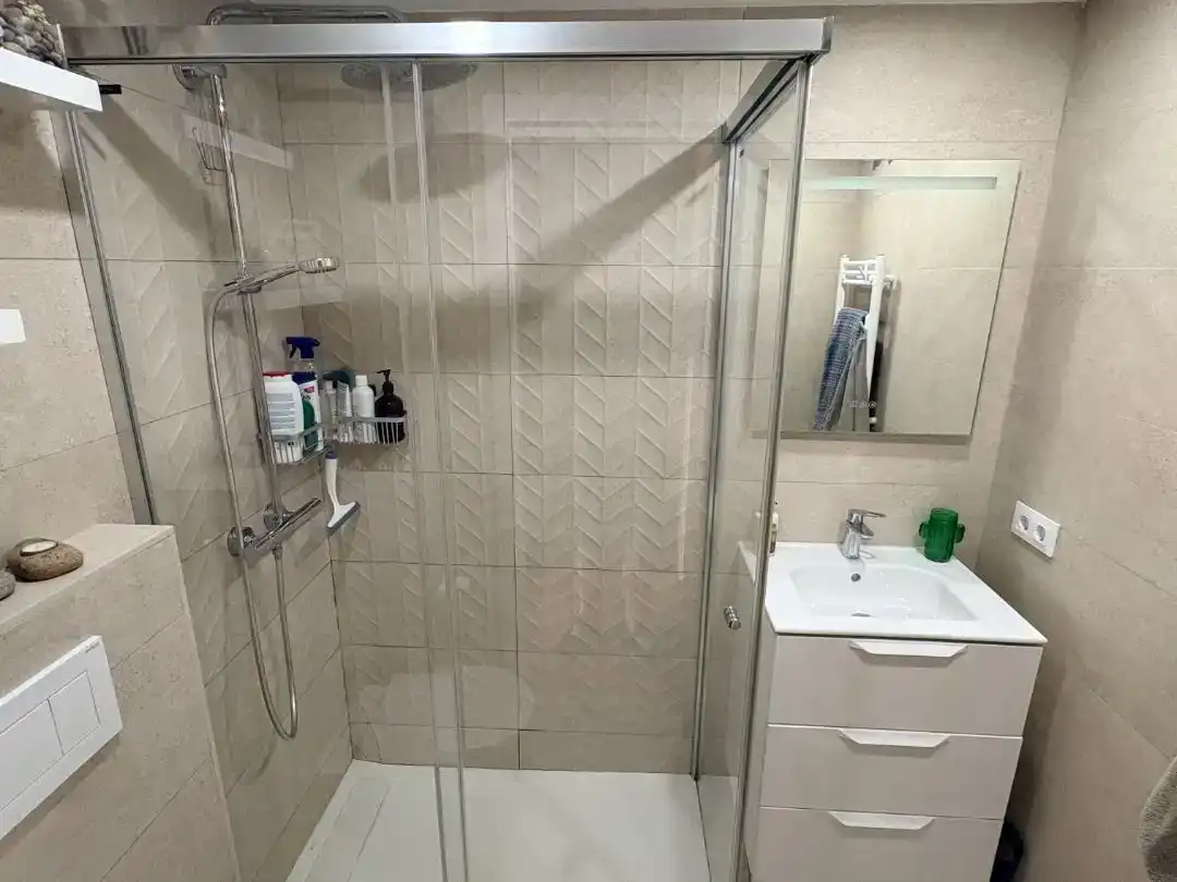 Baño de Piso en venta en Teatinos - Universidad