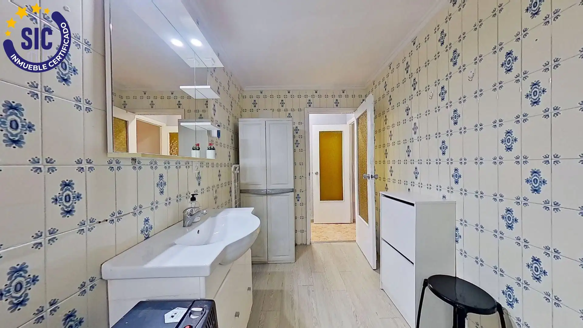 Baño de Piso en venta en Valencia con Calefacción