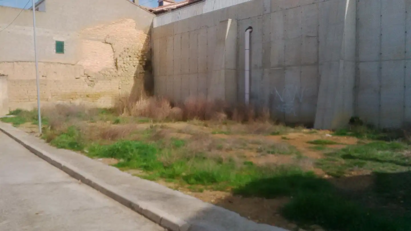 Residencial en venta en Miguel Servet, 10, Erla
