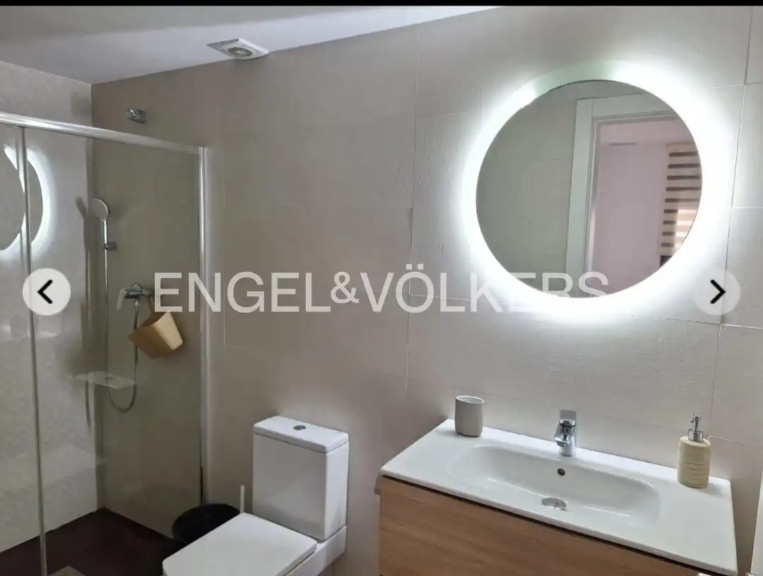 Bathroom of Flat for rent in Sitges  with Air Conditioner, Heating and Furnished