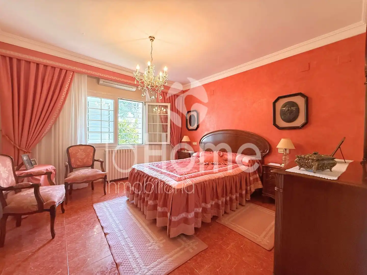 Habitación de Casa o chalet en venta en Paterna con Aire acondicionado, Calefacción y Jardín privado