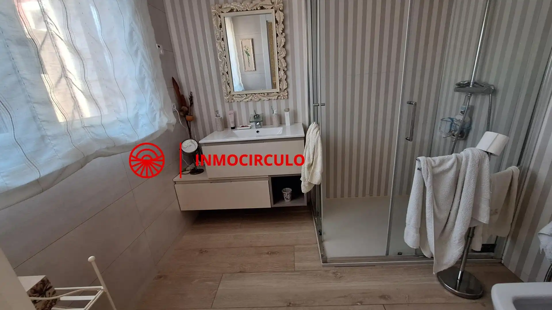 Villa con balcone in vendita a Illera, imagen 13