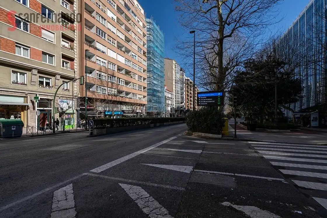 Vista exterior de Pis en venda en Santander amb Calefacció, Moblat i Balcó