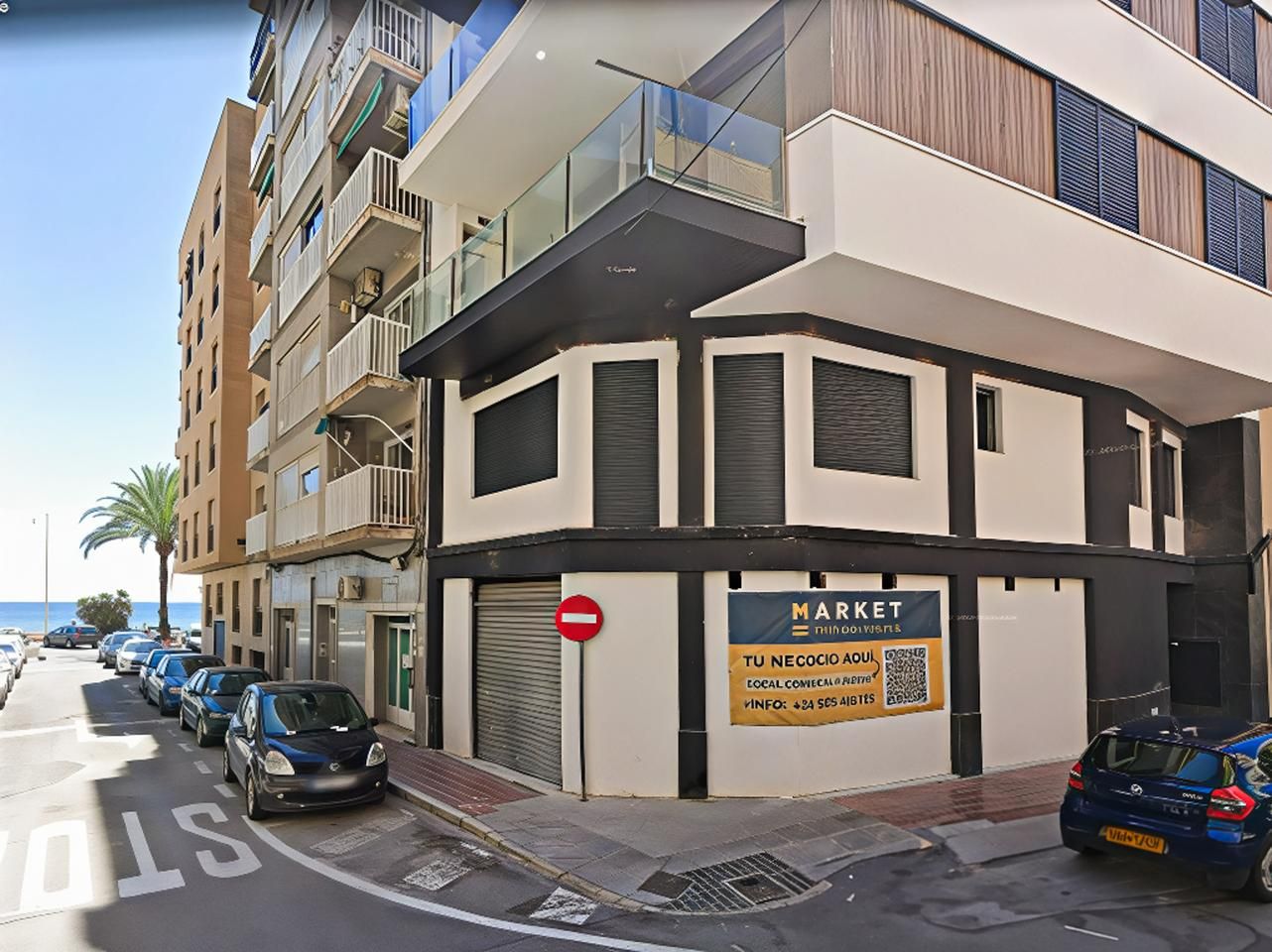 Vista exterior de Local en venda en Santa Pola