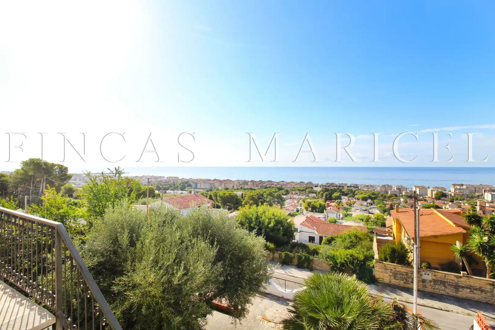 Casa con jardín en venta en Bellamar, imagen 3