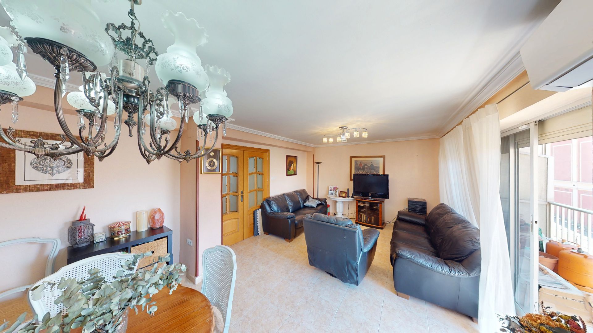 Living room of Flat for sale in Alicante / Alacant  with Air Conditioner, Furnished and Balcony