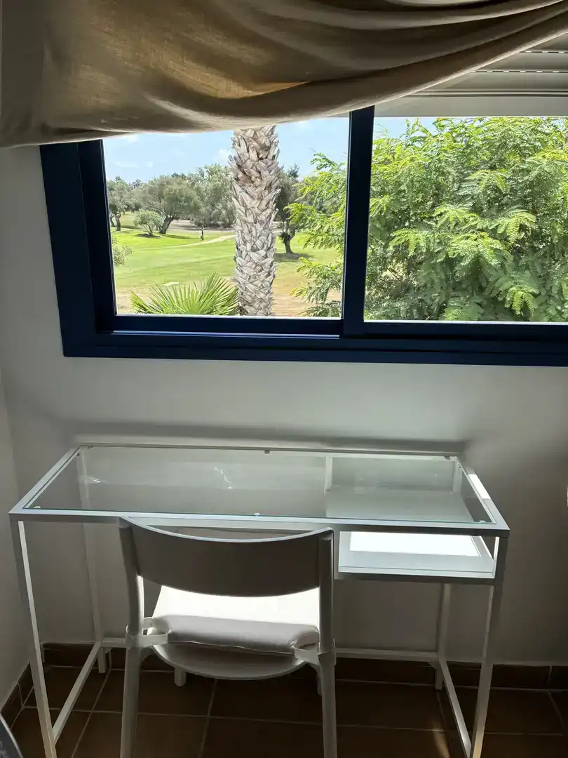 Terraza de Dúplex de alquiler en Rota con Aire acondicionado, Jardín privado y Piscina