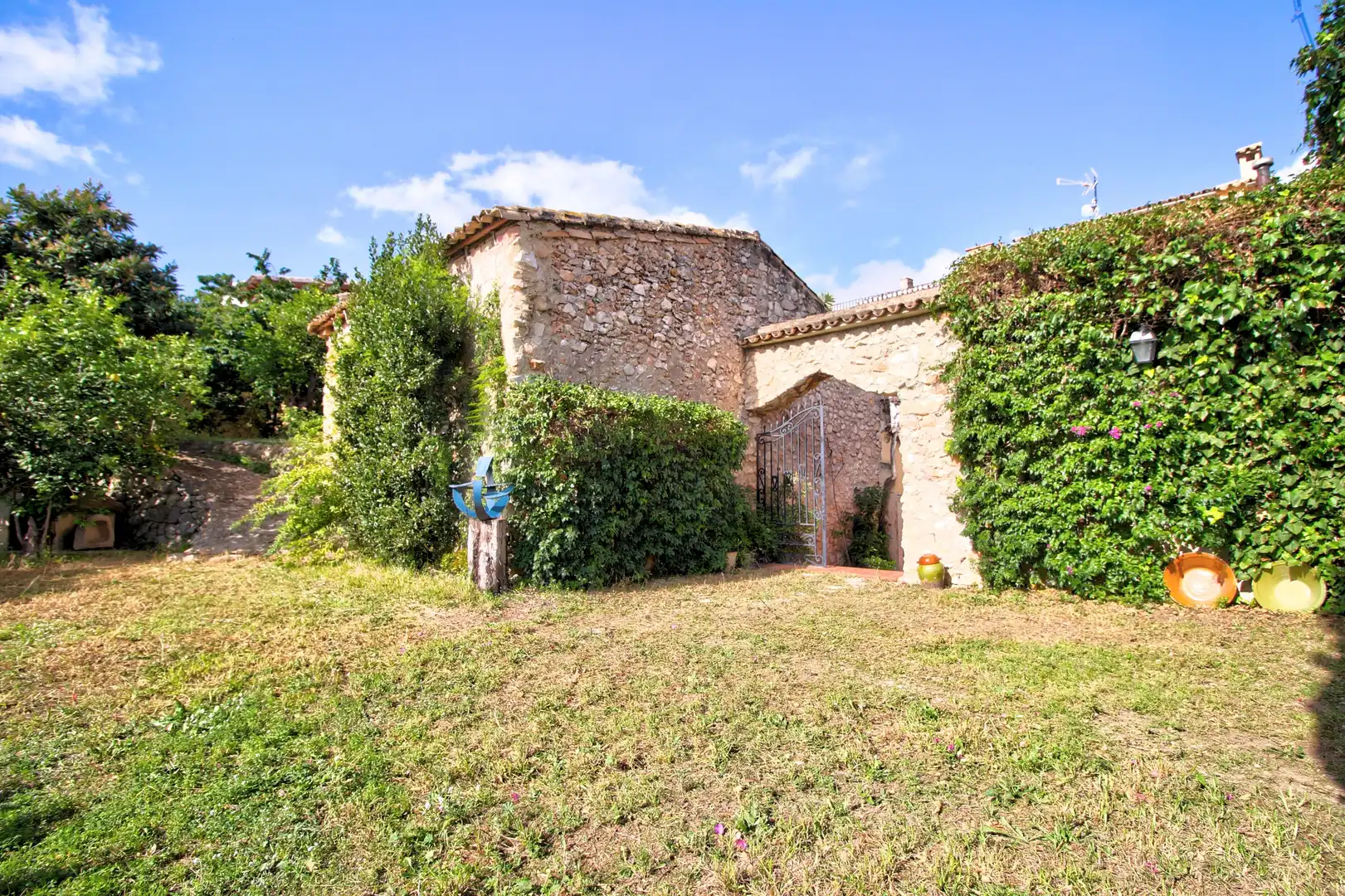 Vista exterior de Finca rústica en venda en L'Atzúbia amb Terrassa
