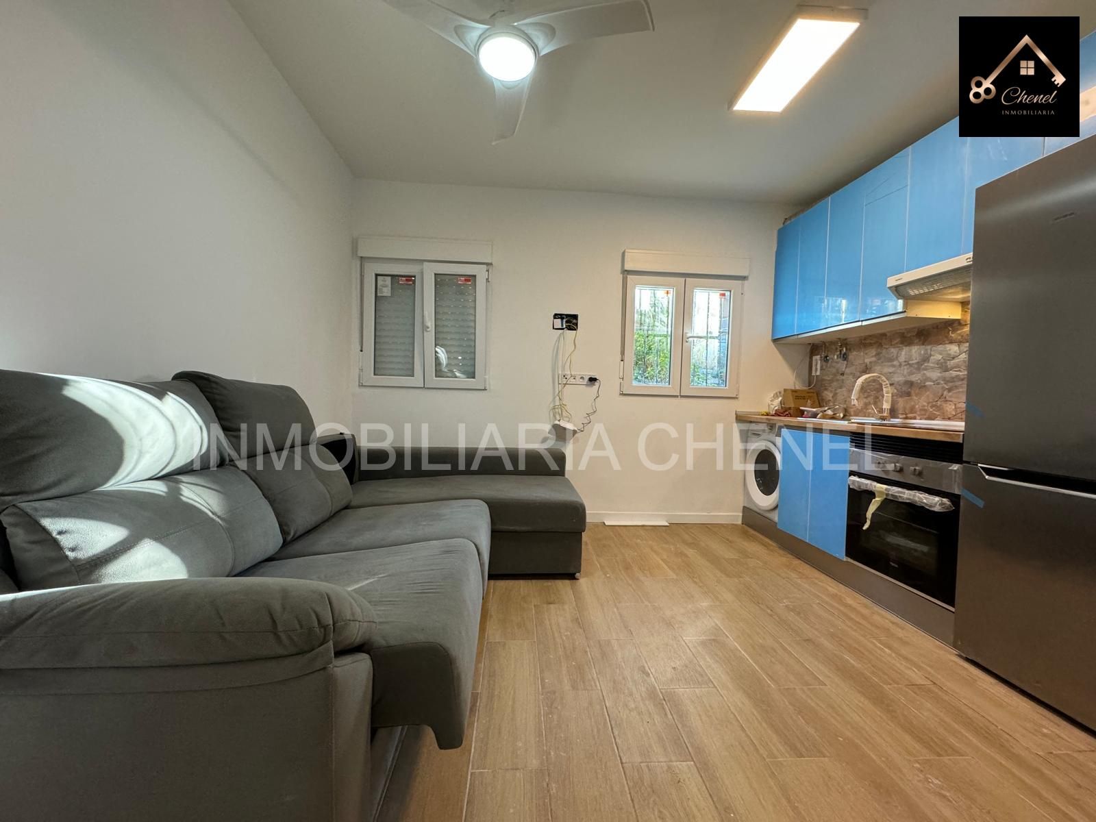 Living room of Flat for sale in Leganés  with Heating, Furnished and Oven