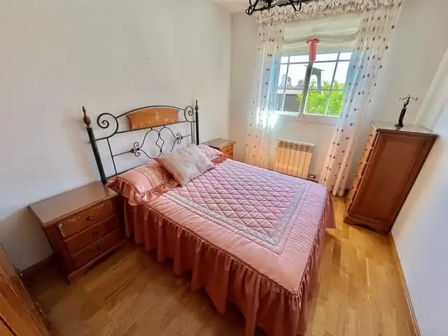 Bedroom of Detached homes for sale in Zaragoza  with Heating, Private garden and Terrace