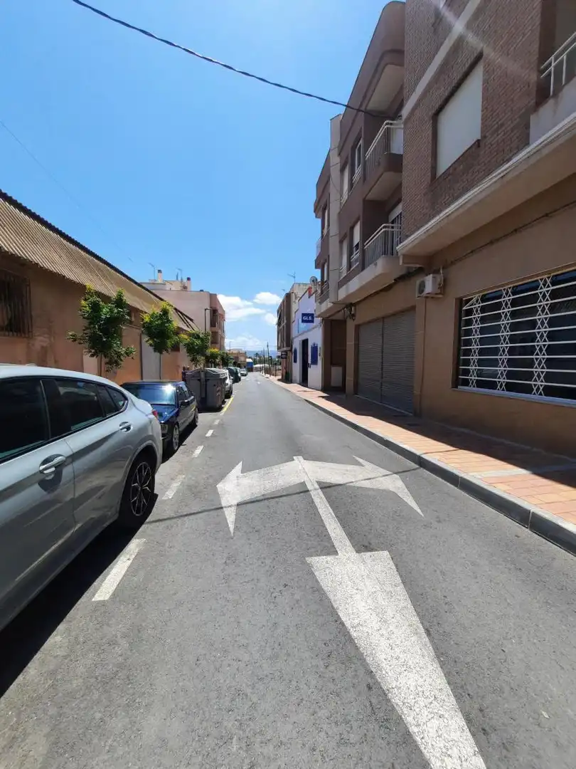 Vista exterior de Local de lloguer en Lorca Ciudad