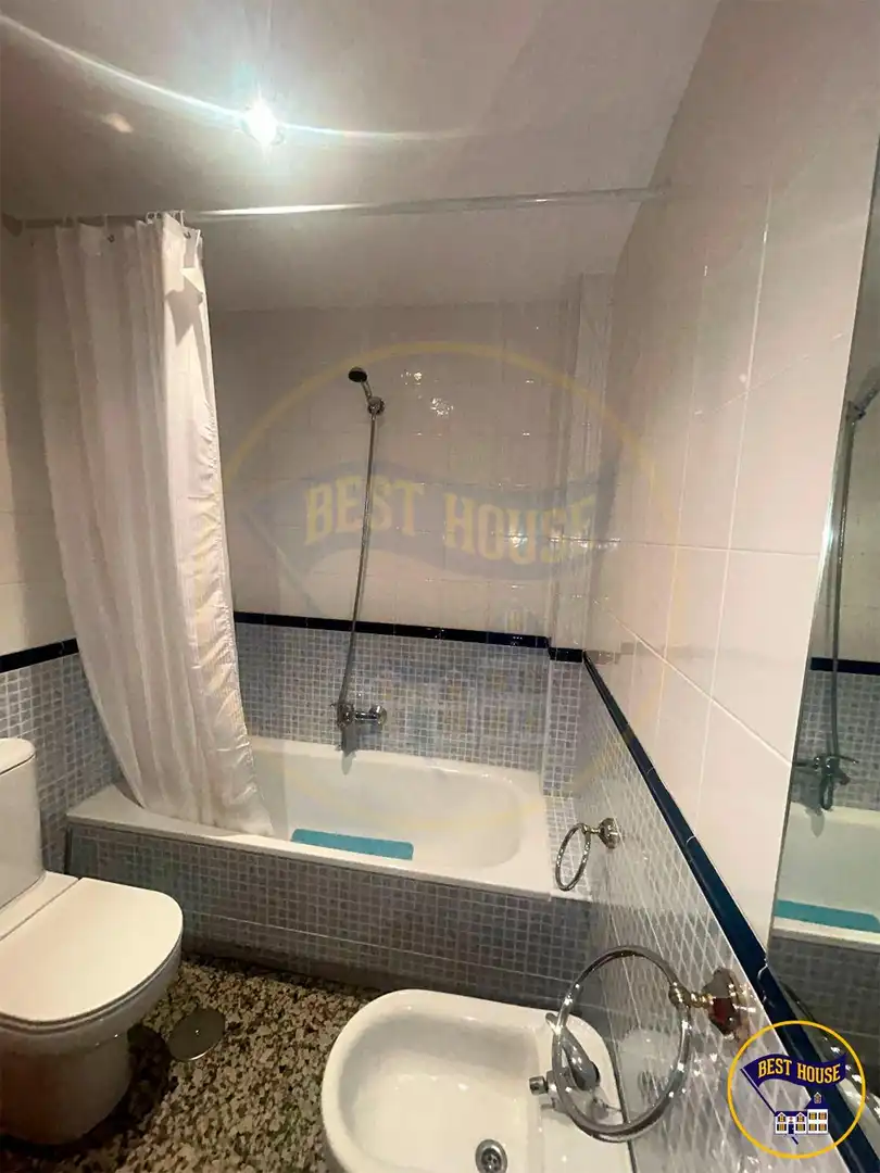 Flat for rent in Calle de Colón, Centro