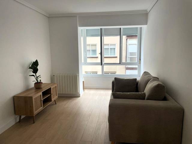 Piso en Alquiler en  CASIANO MARTINEZ en Bouzas