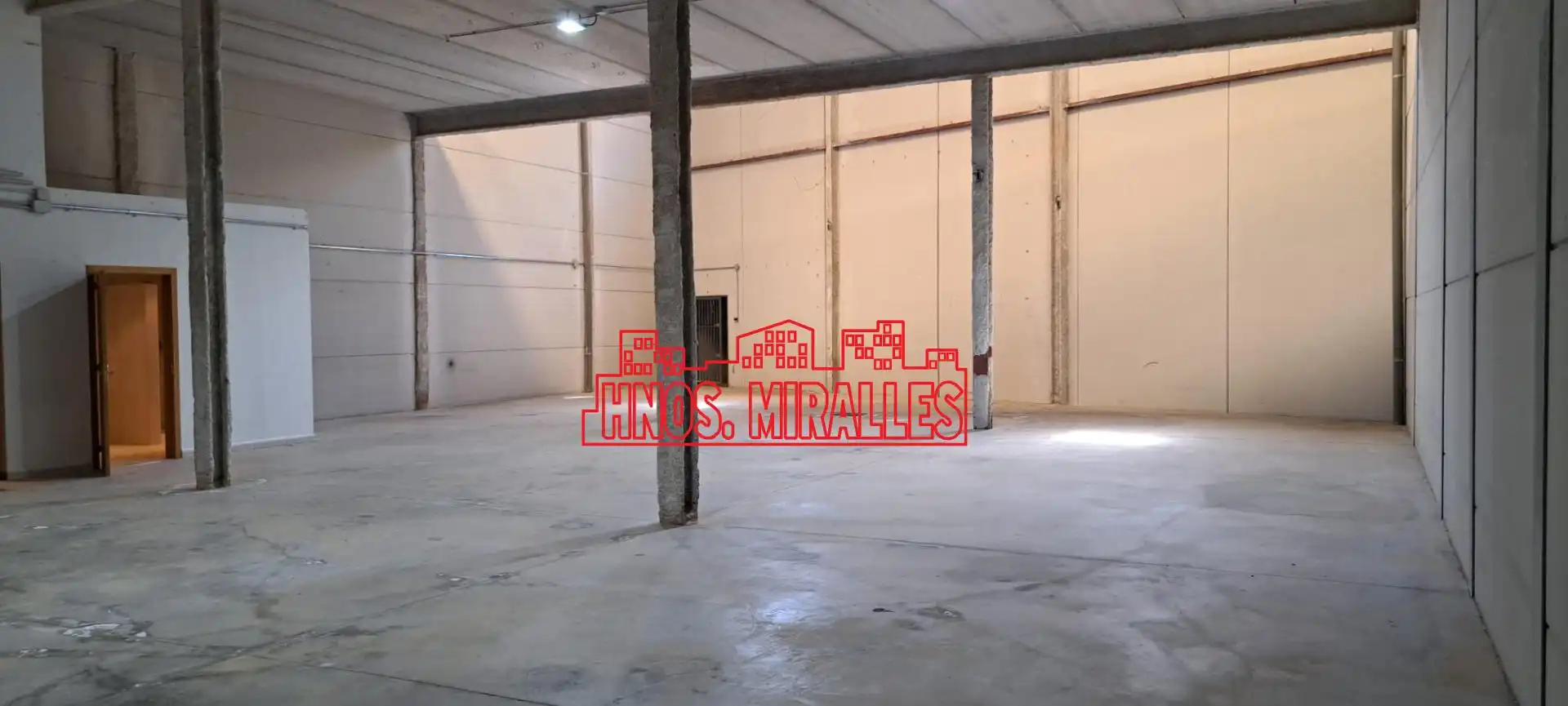 Nave industrielle à vendre à Pedanías Este, imagen 3
