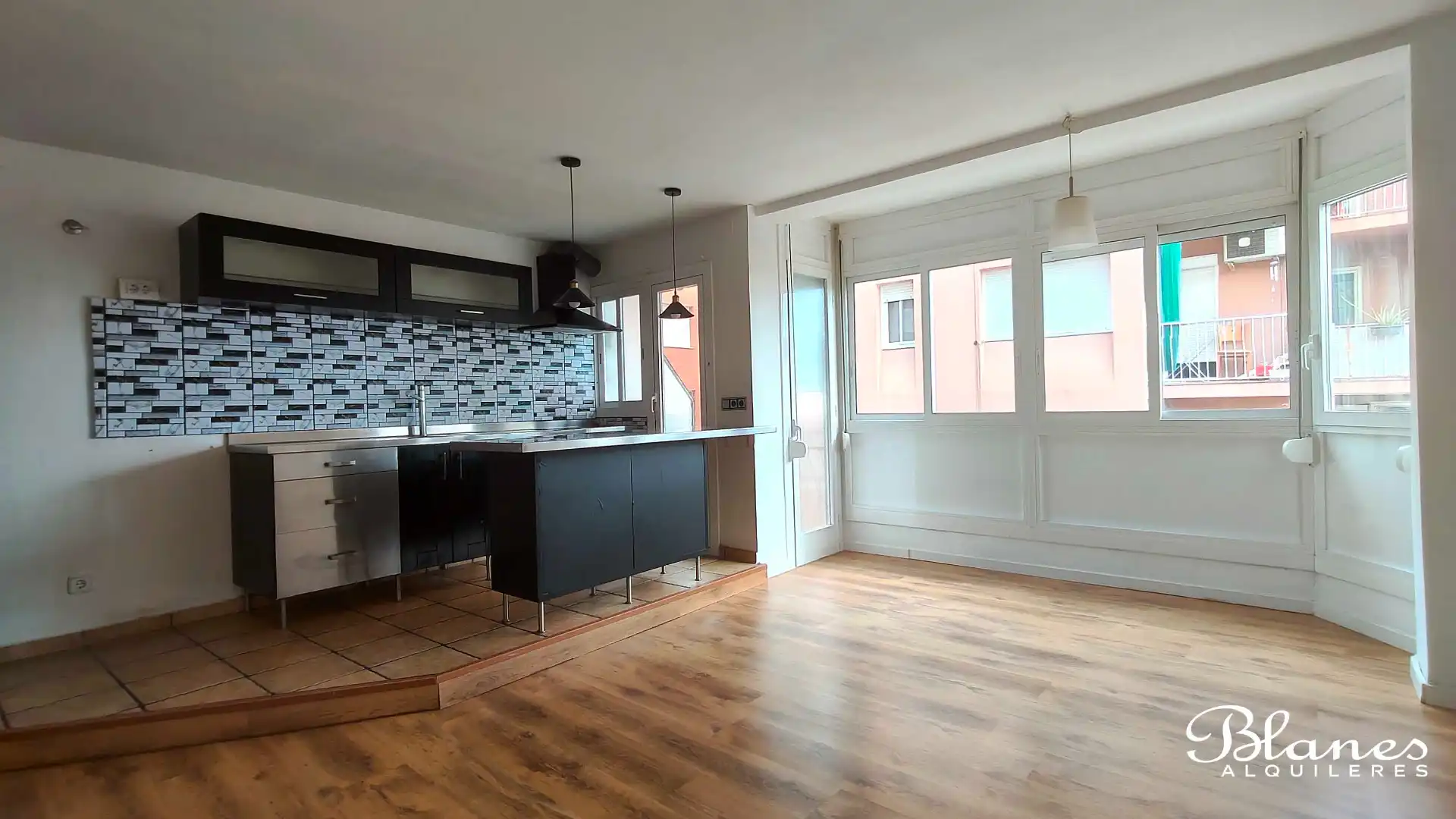 Piso con jardín en venta en Carrer de la Marialluïsa, imagen 3