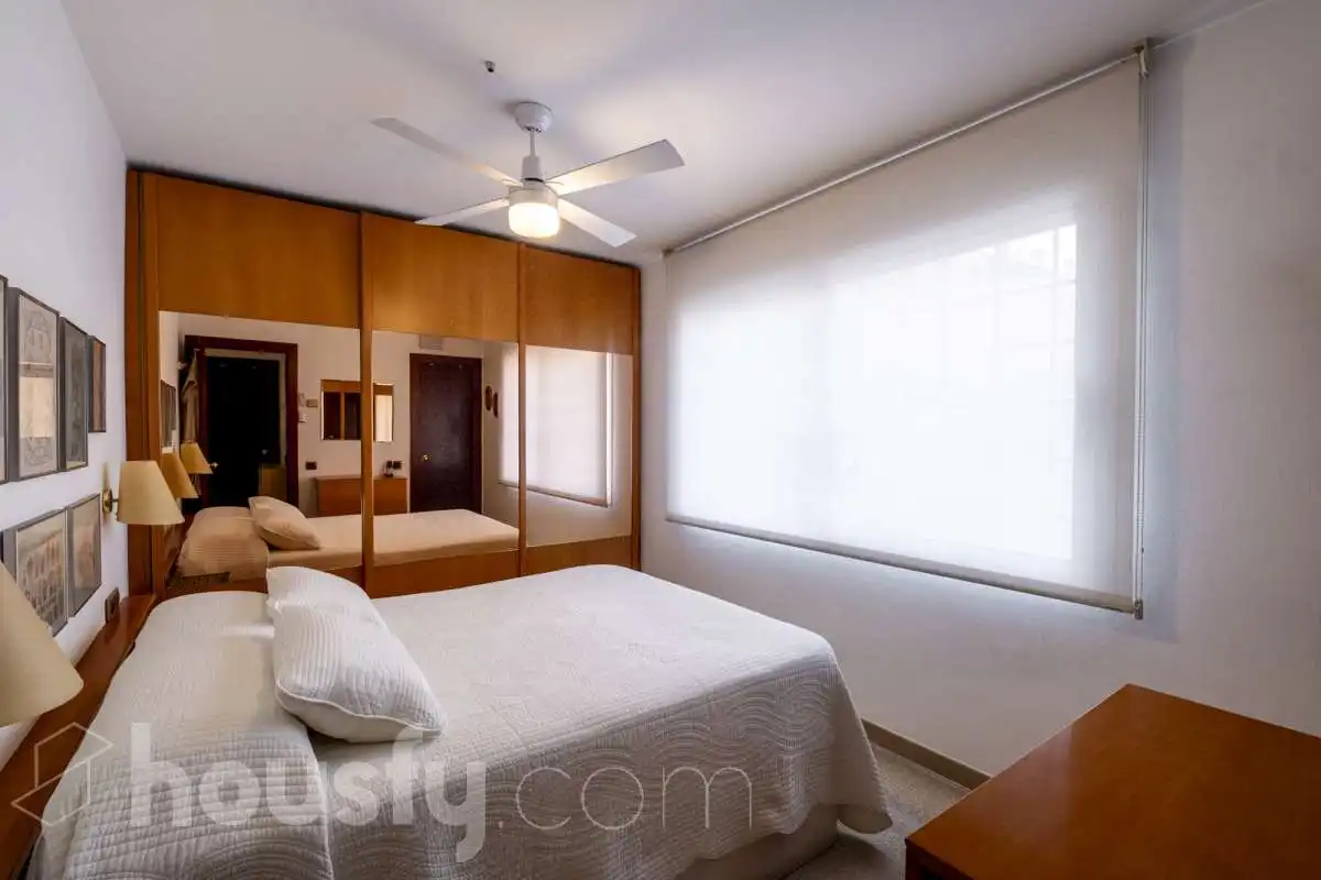 Habitación de Casa o chalet en venta en Barcelona con Aire acondicionado, Calefacción y Jardín privado