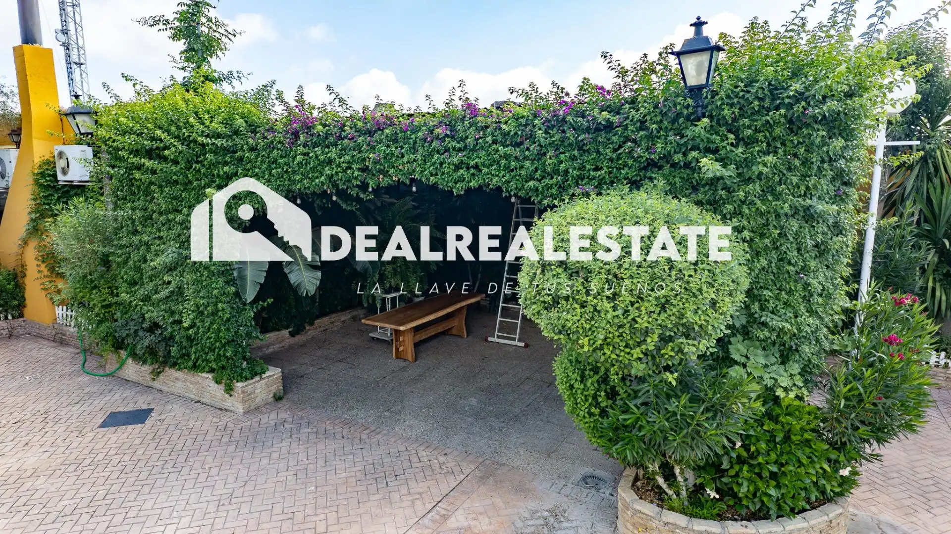 Local en venta en Calle FRAY LEOPOLDO ALPANDEIRE, Torre de la Reina