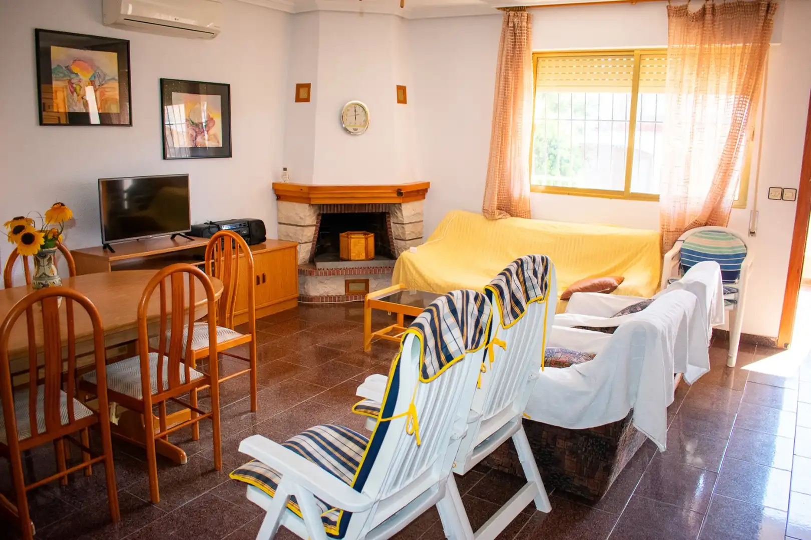 Sala d'estar de Casa adosada en venda en Pilar de la Horadada amb Calefacció, Terrassa i Traster