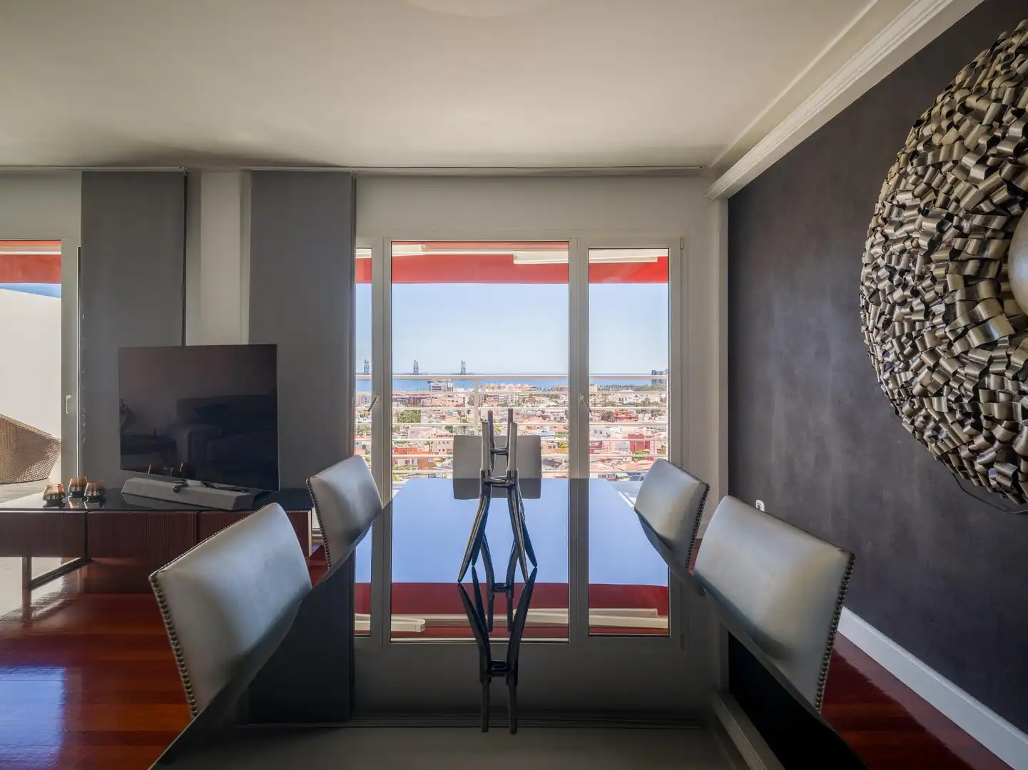Menjador de Casa adosada en venda en Las Palmas de Gran Canaria amb Jardí privat, Terrassa i Traster