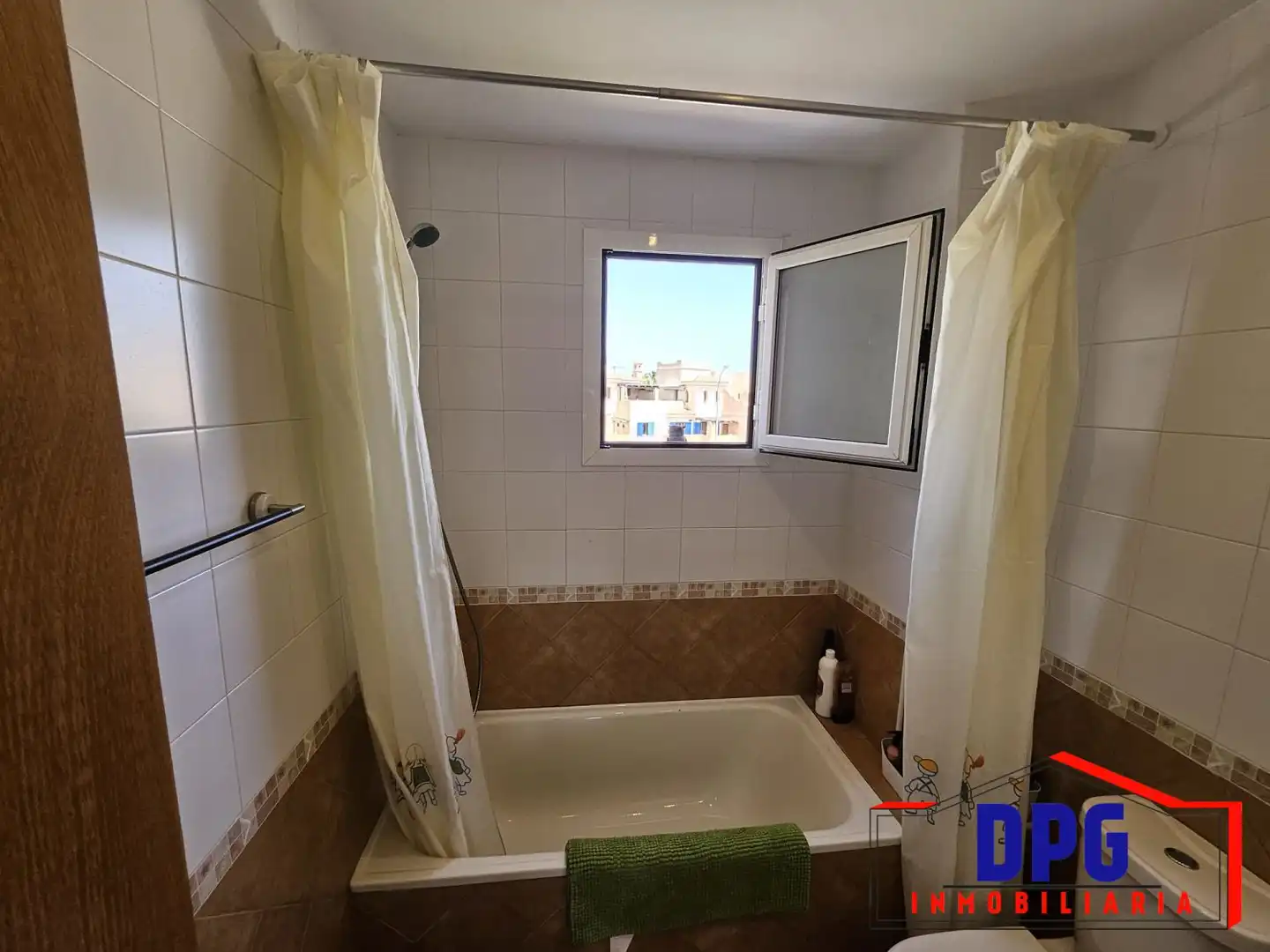 Bathroom of Attic for sale in Vera  with Air Conditioner, Terrace and Furnished