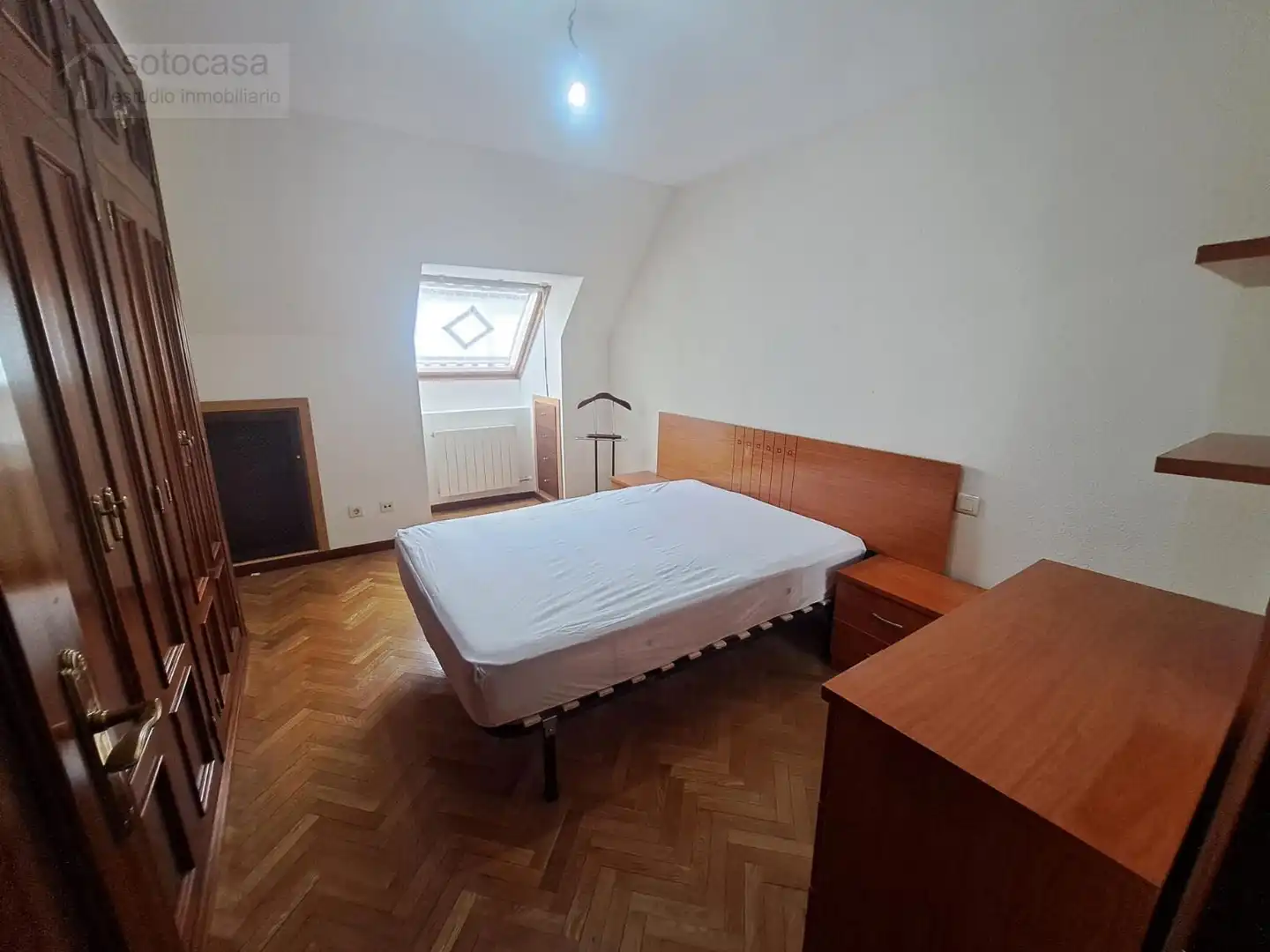 Bedroom of Flat for rent in Valladolid  with Heating and Furnished