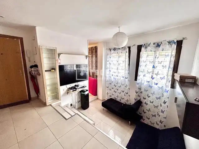 Habitación de Piso en venta en  Madrid Capital con Calefacción