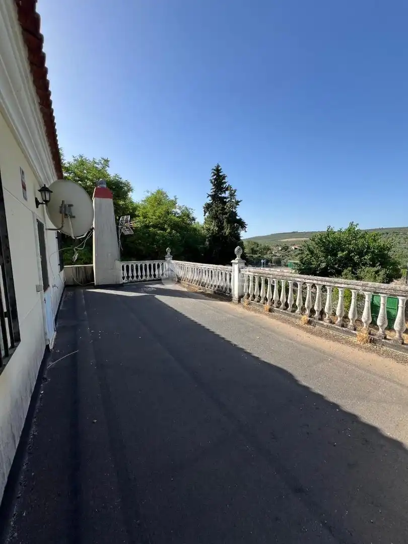 Casa rústica amb terrassa en venda a Baeza, imagen 24