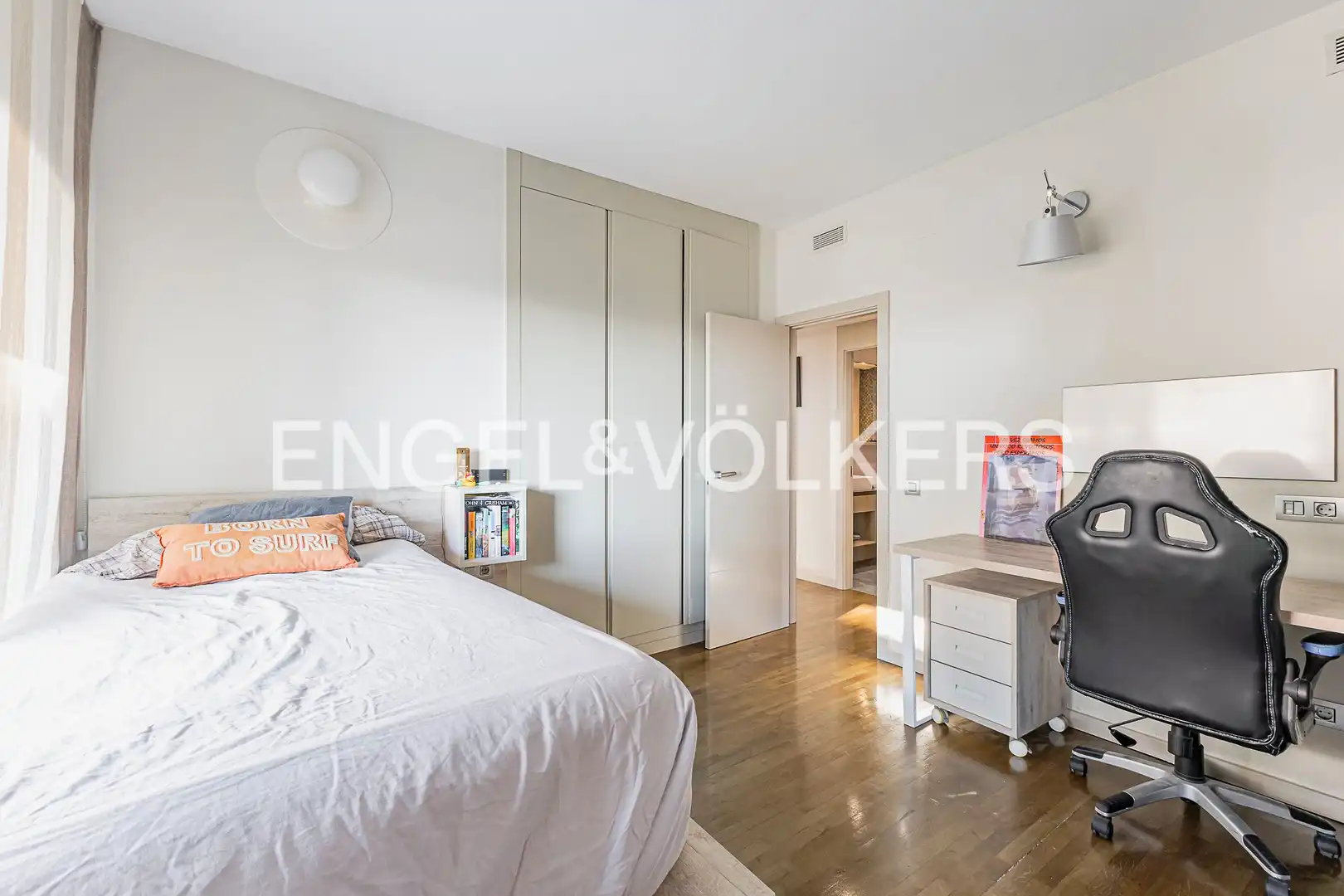 Habitación de Piso en venta en Barcelona con Aire acondicionado, Calefacción y Jardín privado